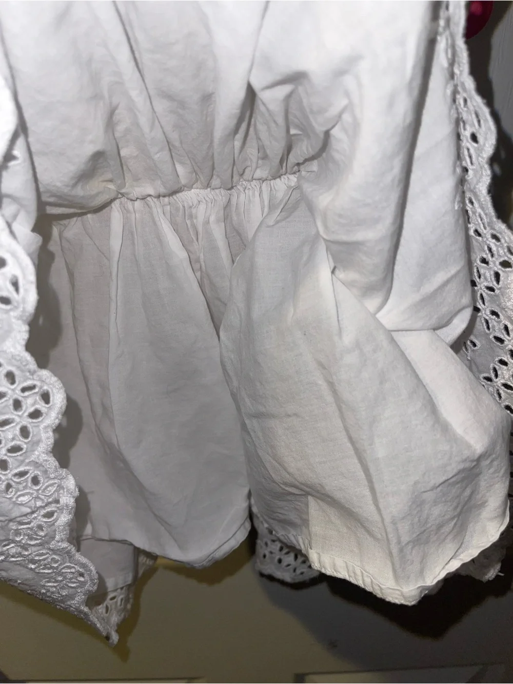 Baby Gap baby girl white dress 12-18 months eyelet flutter sleeves
